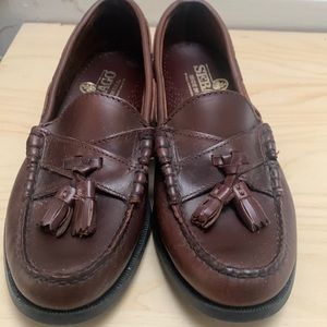 Tassel Sebago wine brown loafers in 8W